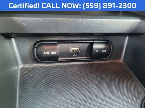 Certified 2025 Kia Soul LX w/ LX Technology Package FWD image 19