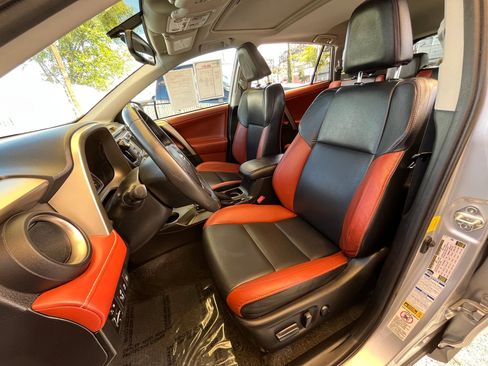 Used 2013 Toyota RAV4 Limited image 11