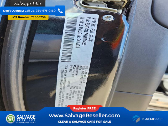 Used 2022 Chrysler Pacifica Touring-L w/ S Appearance Package FWD image 19