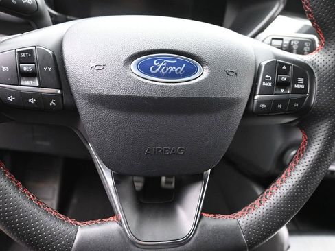 Used 2024 Ford Escape ST-Line image 18