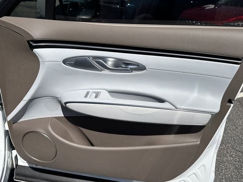 Used 2026 Genesis GV70 2.5T Advanced image 14