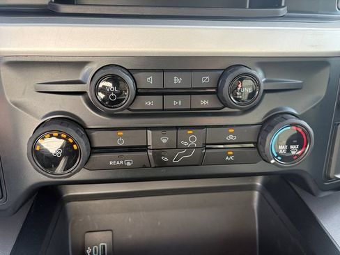 Used 2023 Ford F350 XLT AWD/4WD image 18