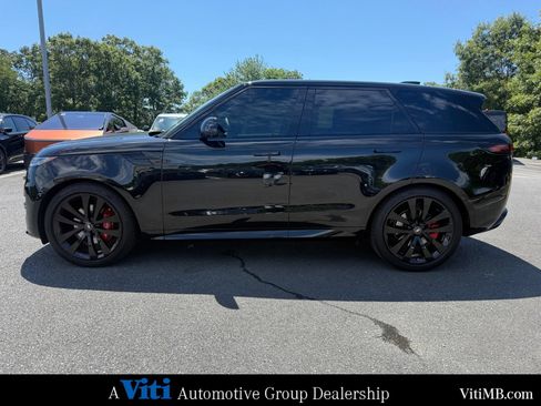 Used 2025 Land Rover Range Rover Sport Dynamic SE AWD/4WD image 5