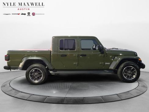 Used 2022 Jeep Gladiator Overland w/ Popular Equipment Package image 17