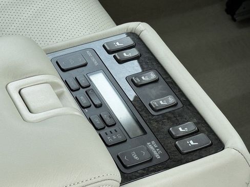 Used 2001 Lexus LS 430 image 17