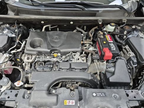 Used 2020 Toyota RAV4 XLE Premium AWD/4WD image 33