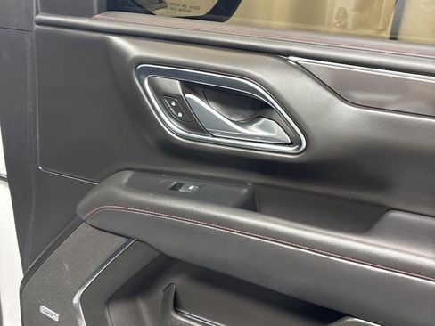 Used 2021 Chevrolet Tahoe RST image 32