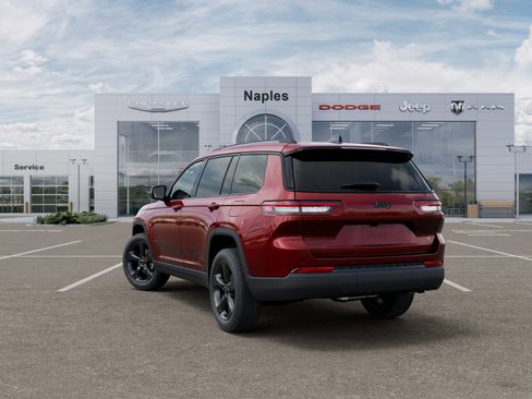 New 2025 Jeep Grand Cherokee L Altitude AWD/4WD image 3