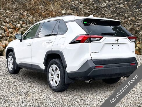 Used 2019 Toyota RAV4 LE w/ All Weather Liner Package AWD/4WD image 11