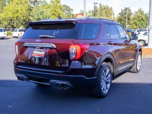 Used 2022 Ford Explorer Platinum w/ Equipment Group 601A AWD/4WD image 7