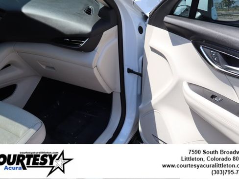 Used 2021 Buick Envision Essence w/ Technology Package I AWD/4WD image 32