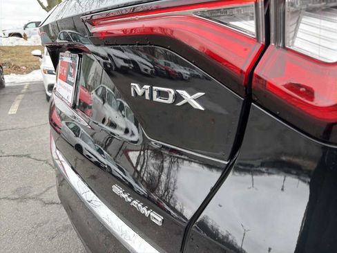 Used 2023 Acura MDX SH-AWD w/ Technology Package image 18