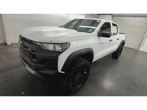 Certified 2023 Chevrolet Colorado Trail Boss w/ Advanced Trailering Package AWD/4WD image 4