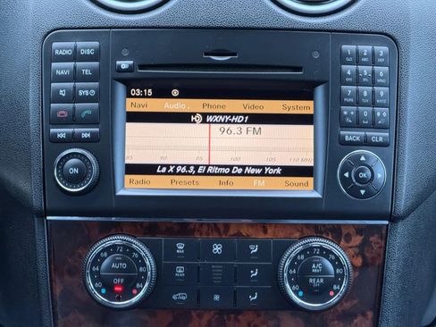 Used 2010 Mercedes-Benz ML 350 4MATIC image 21