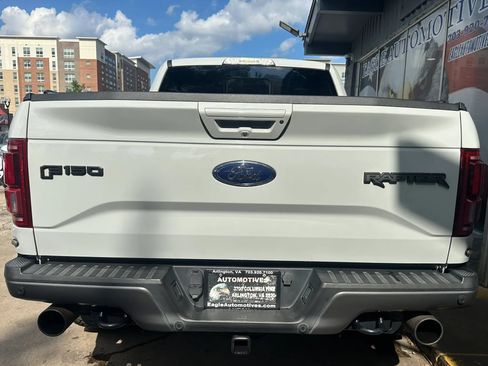 Used 2017 Ford F150 Raptor w/ Equipment Group 802A Luxury AWD/4WD image 4