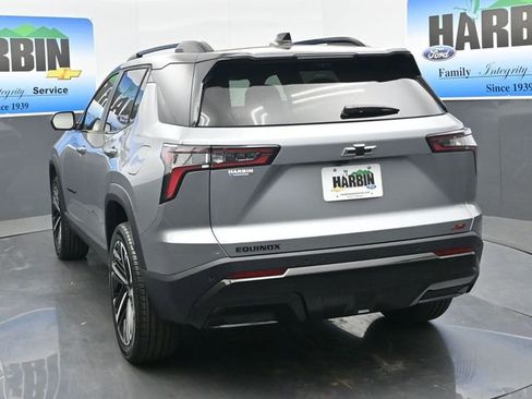 New 2026 Chevrolet Equinox RS w/ Convenience Package III FWD image 4
