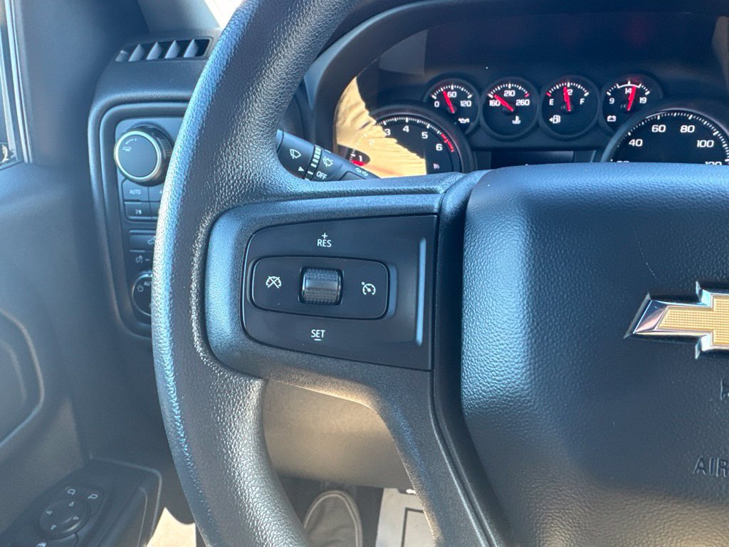 Used 2022 Chevrolet Silverado 1500 Custom AWD/4WD image 25