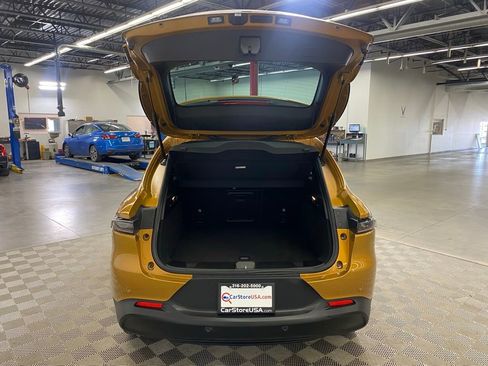 Used 2024 Dodge Hornet GT image 12