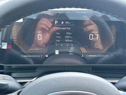 New 2026 Kia Carnival EX FWD image 29