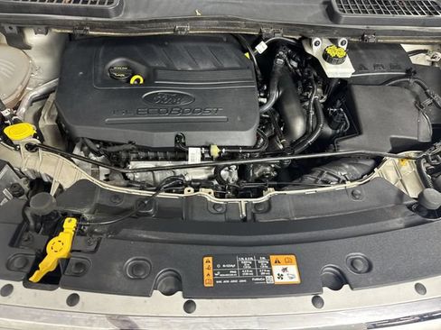 Used 2018 Ford Escape SEL AWD/4WD image 26