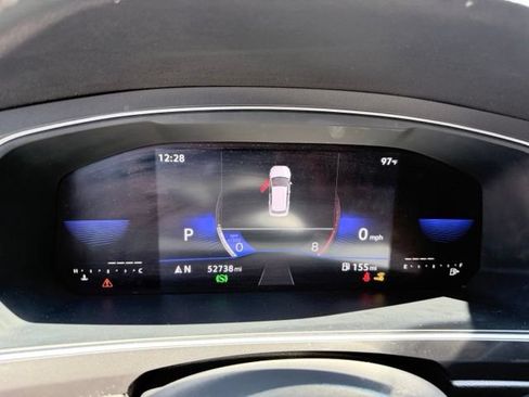 Used 2023 Volkswagen Tiguan SE FWD image 11