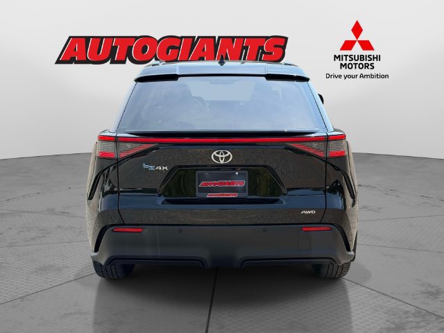 Used 2023 Toyota bZ4X AWD image 3