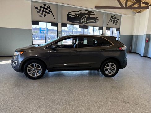 Used 2018 Ford Edge SEL w/ Equipment Group 201A image 4