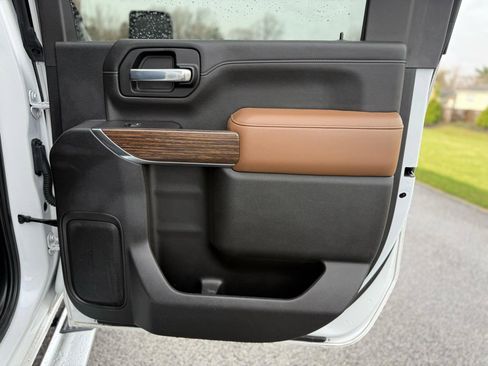 Used 2021 Chevrolet Silverado 3500 High Country image 50