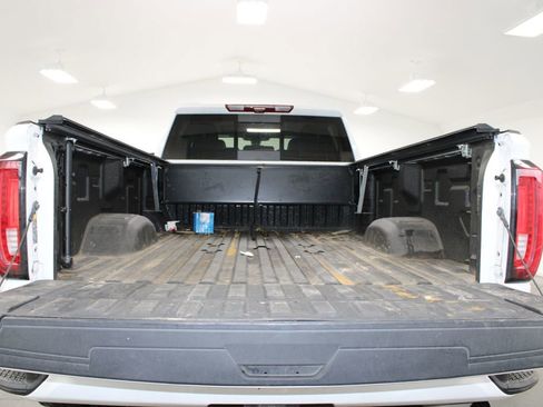 Used 2023 GMC Sierra 3500 Denali w/ Denali Ultimate Package image 16