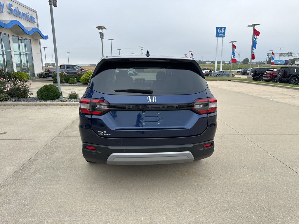 Used 2023 Honda Pilot EX-L image 6