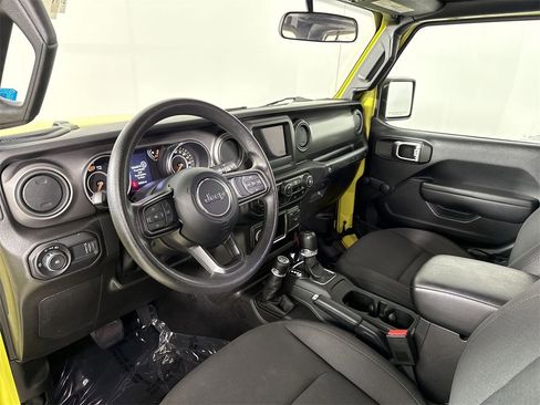 Used 2023 Jeep Wrangler Sport image 4