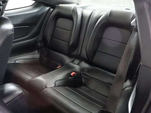 Used 2018 Ford Mustang GT Premium w/ Equipment Group 401A RWD image 22
