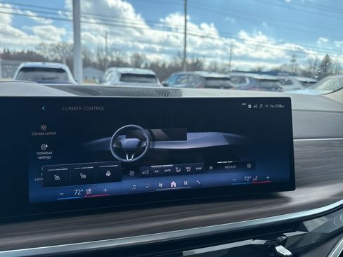 New 2026 BMW X7 xDrive40i image 18