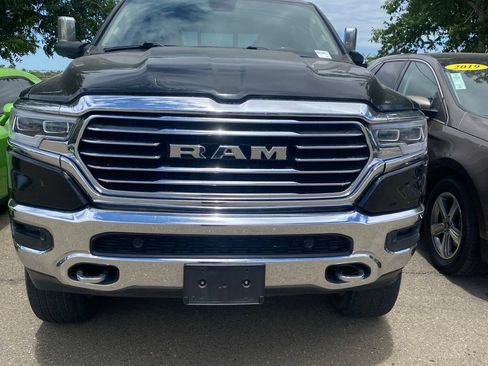 Used 2019 RAM 1500 Limited AWD/4WD image 2