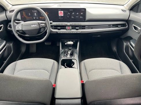 Certified 2025 Kia K4 FWD image 10