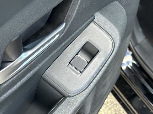 New 2027 Nissan Sentra SV FWD image 30