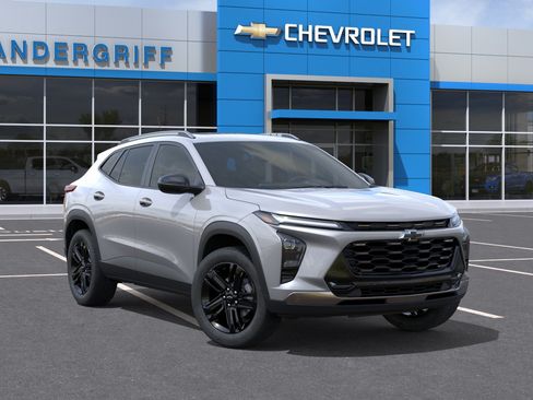 New 2026 Chevrolet Trax ACTIV w/ Sunroof Package FWD image 36