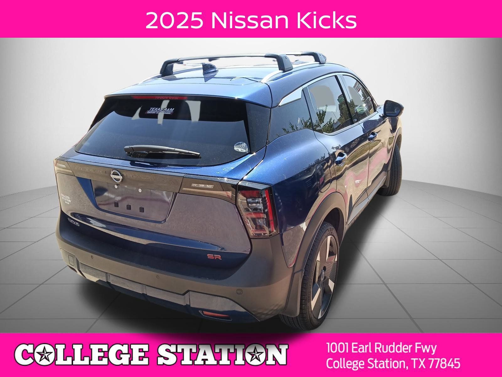 Used 2025 Nissan Kicks SR FWD image 2