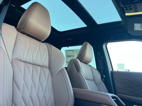 New 2026 Mitsubishi Outlander SEL image 19