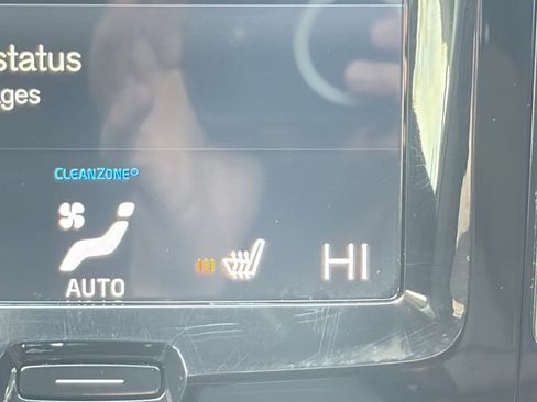 Used 2018 Volvo XC60 T6 Inscription w/ Convenience Package AWD/4WD image 26