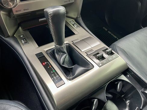 Used 2019 Lexus GX 460 Premium AWD/4WD image 20