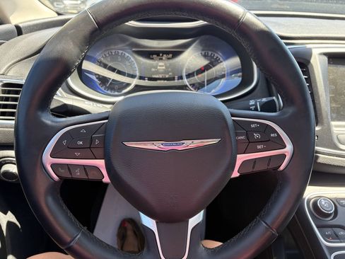 Used 2016 Chrysler 200 Limited w/ Anniversary Edition FWD image 21