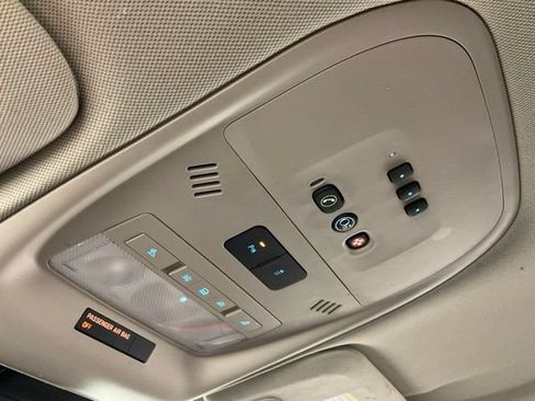 Used 2013 Chevrolet Volt Premium w/ Premium Trim Package FWD image 20