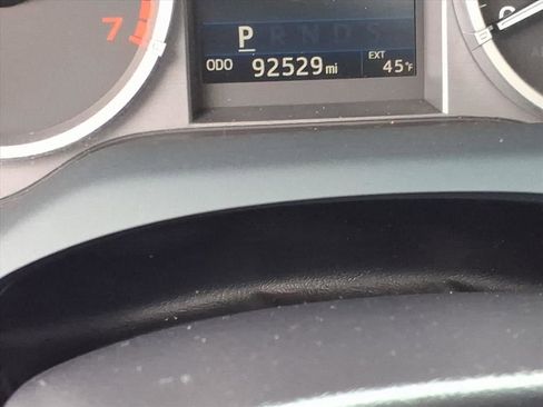 Certified 2017 Toyota Tundra Platinum image 7