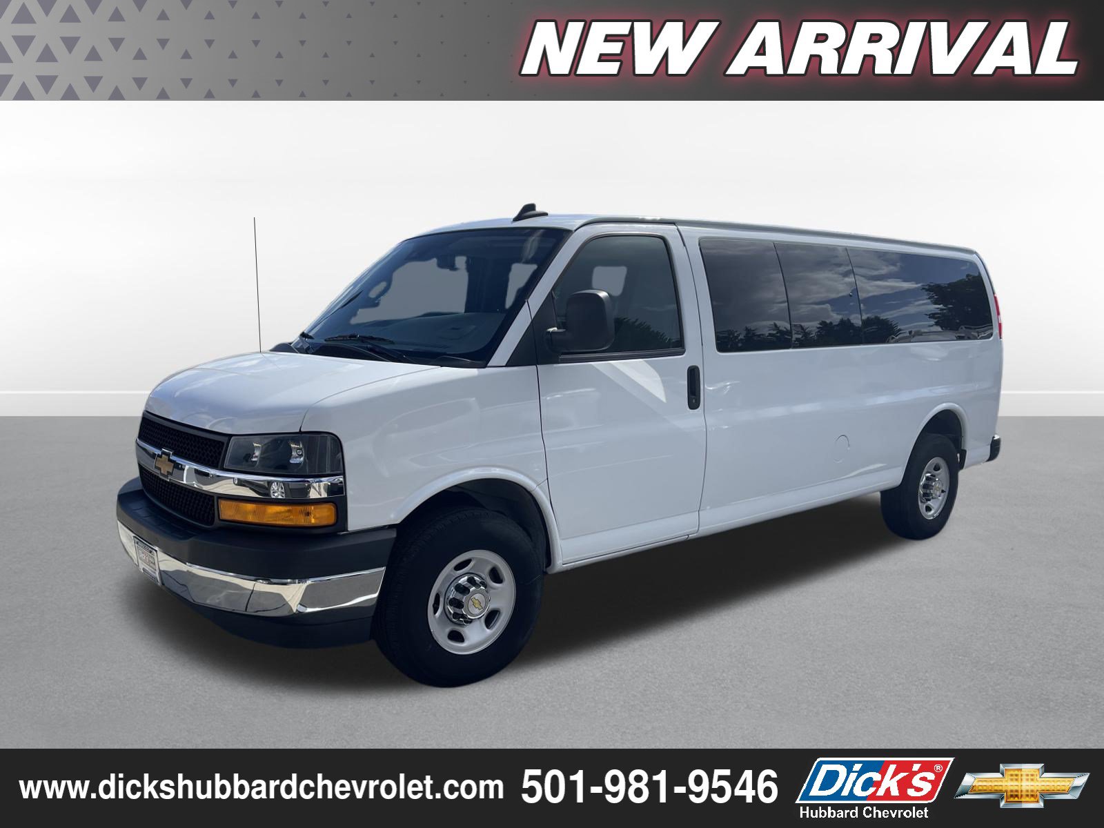 Used 2024 Chevrolet Express 3500 LT w/ LT Preferred Equipment Group RWD image 1