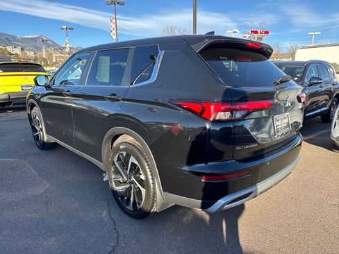 Used 2022 Mitsubishi Outlander SE image 20