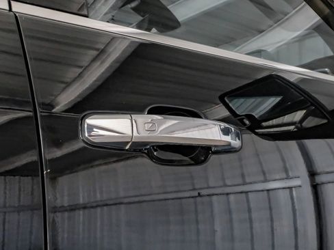 Used 2023 GMC Sierra 3500 Denali w/ Denali Ultimate Package image 42