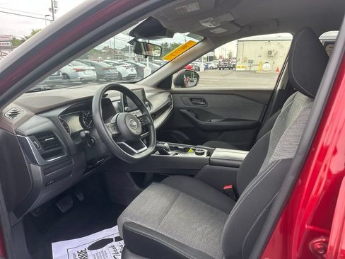 Used 2021 Nissan Rogue S AWD/4WD image 9