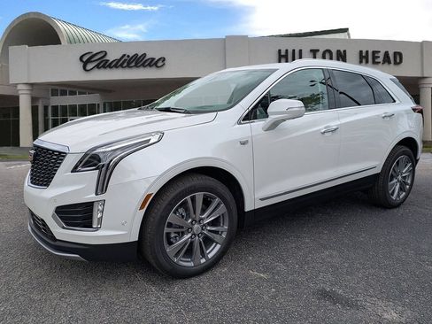 New 2026 Cadillac XT5 Premium Luxury w/ Driver Assist Package FWD image 2