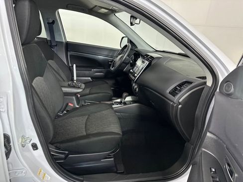 Used 2024 Mitsubishi Outlander Sport Ralliart image 28